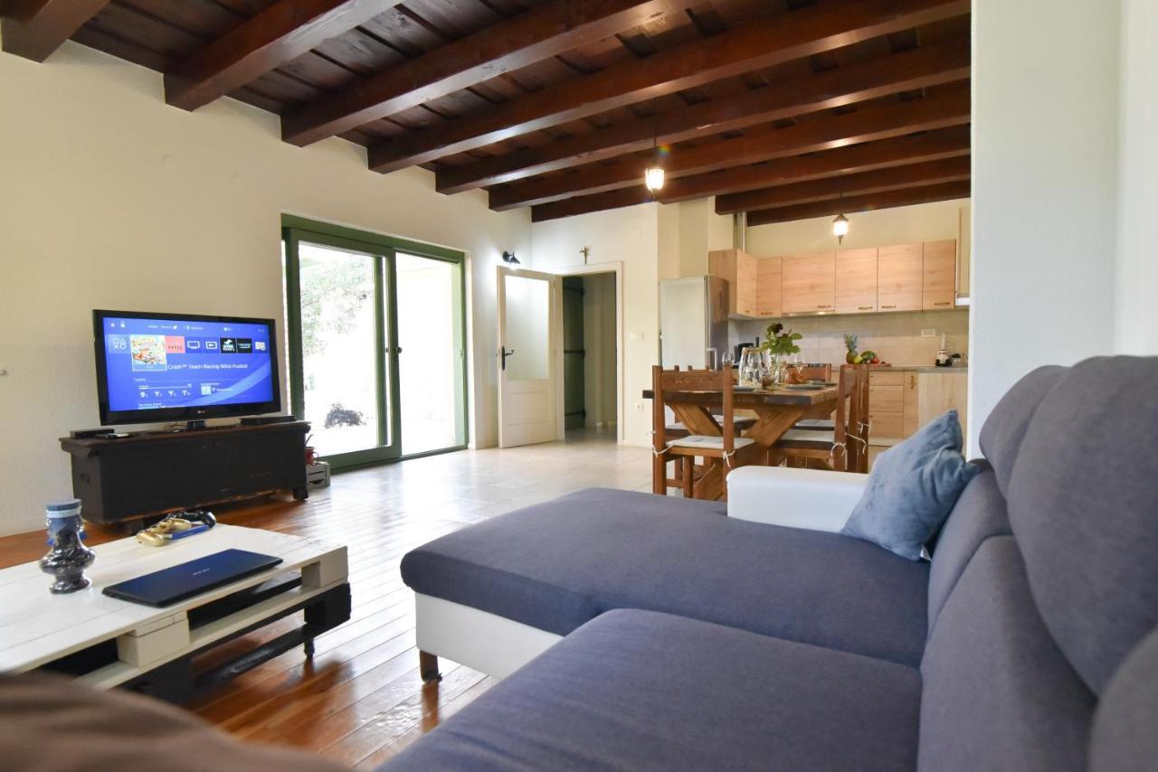 Vacation Home Mate Ceko Sukosan Luaran gambar